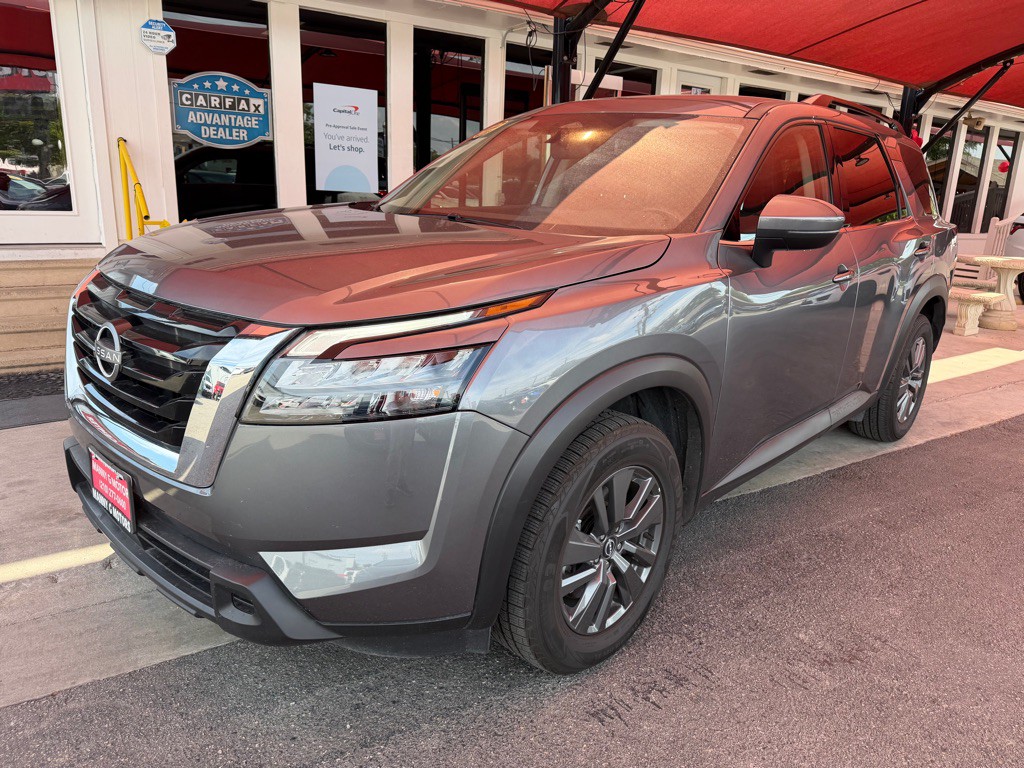 2025 Nissan Pathfinder Image 3
