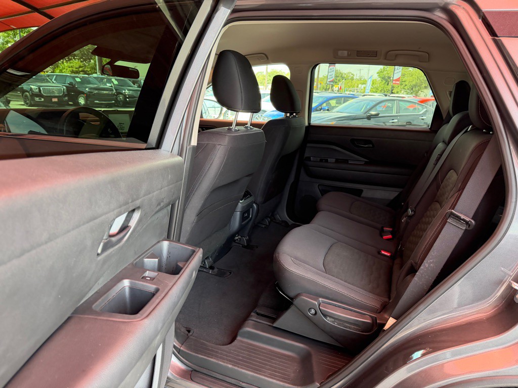 2025 Nissan Pathfinder Image 5