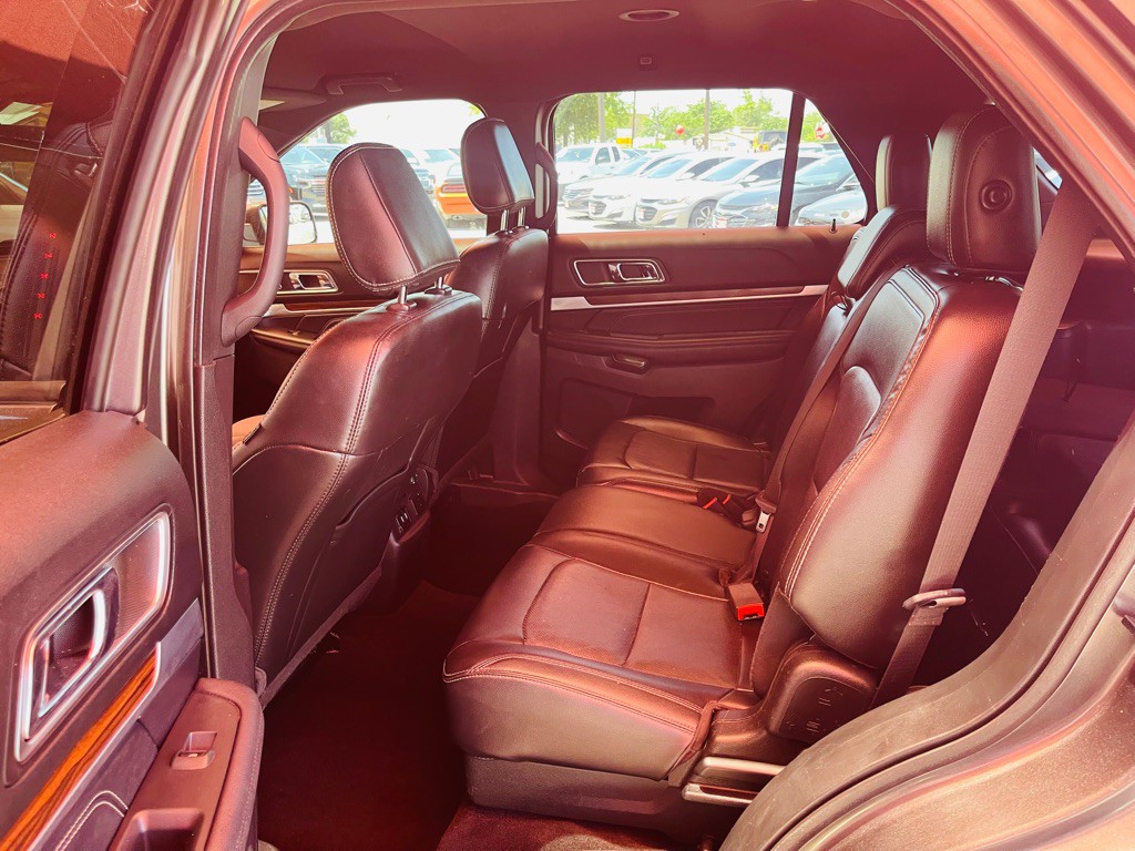 2018 Ford Explorer Image 5