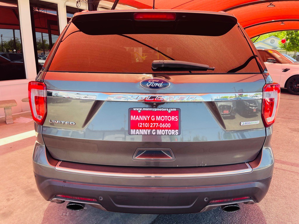2018 Ford Explorer Image 12