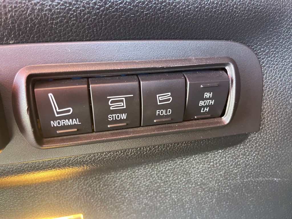 2018 Ford Explorer Image 16