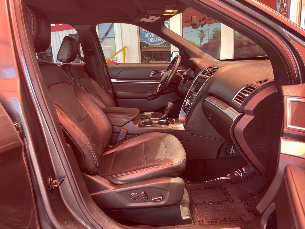 2018 Ford Explorer Image 19