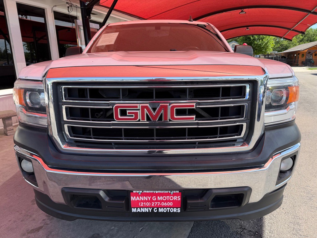 2015 GMC Sierra Image 2