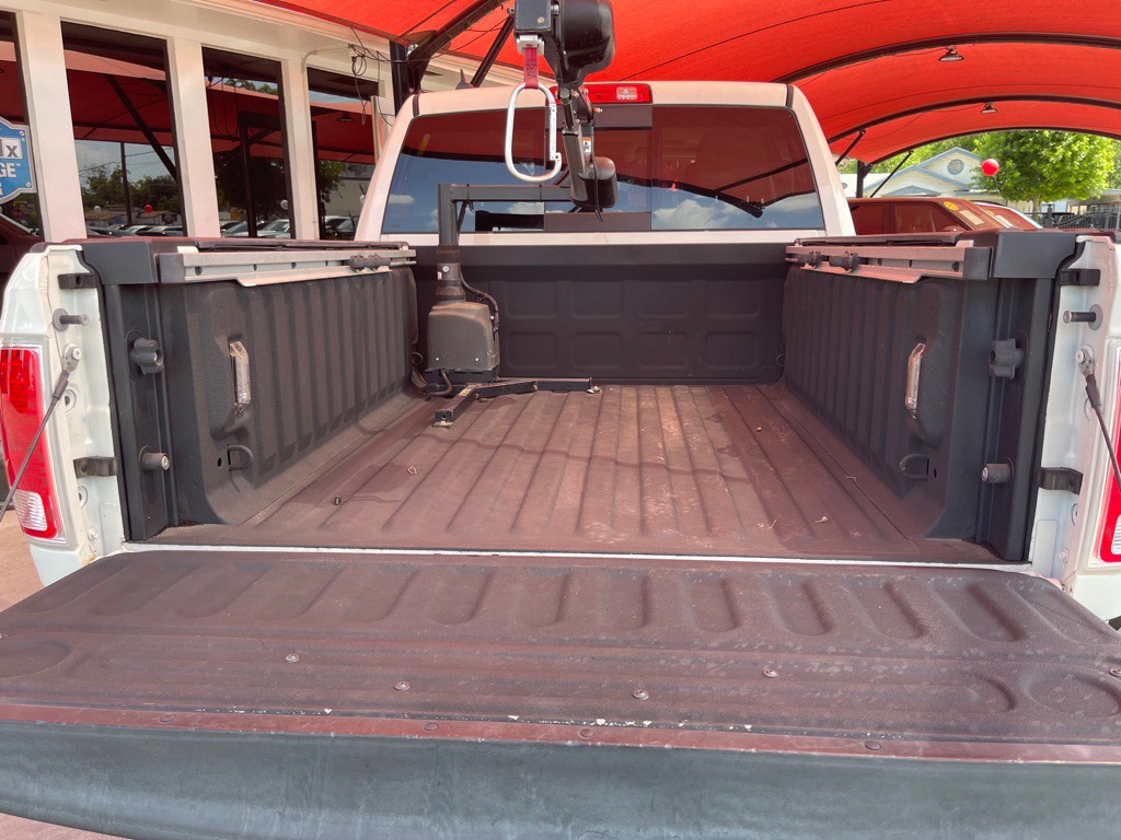 2016 RAM 1500 Image 18