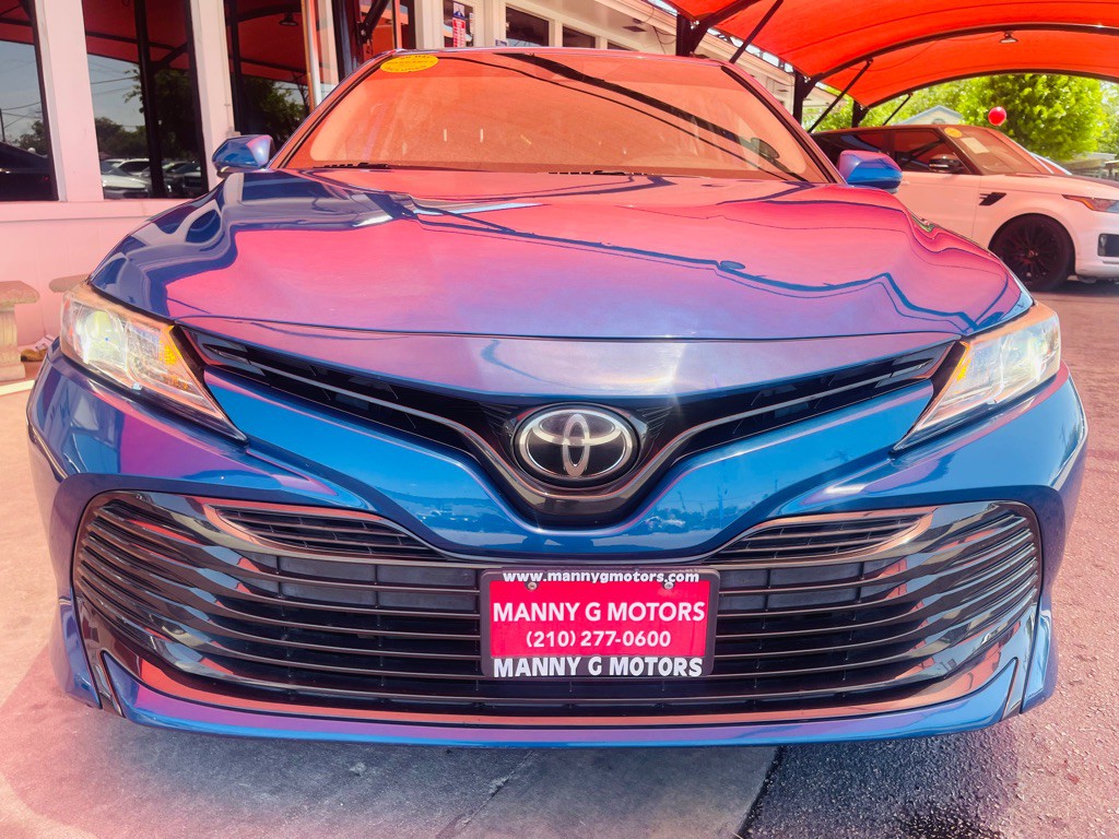 2020 Toyota Camry Image 2