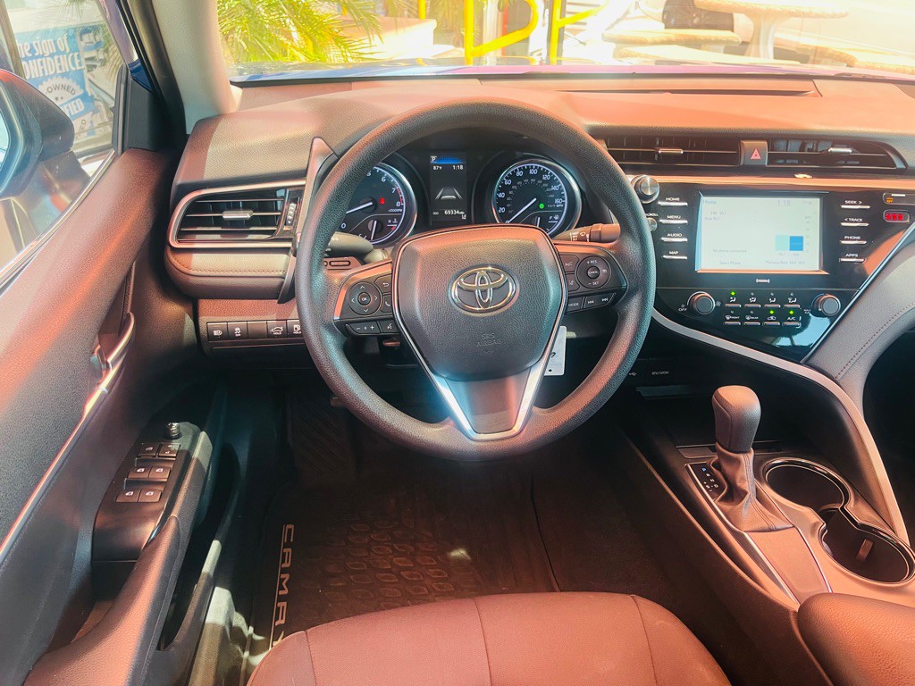 2020 Toyota Camry Image 6