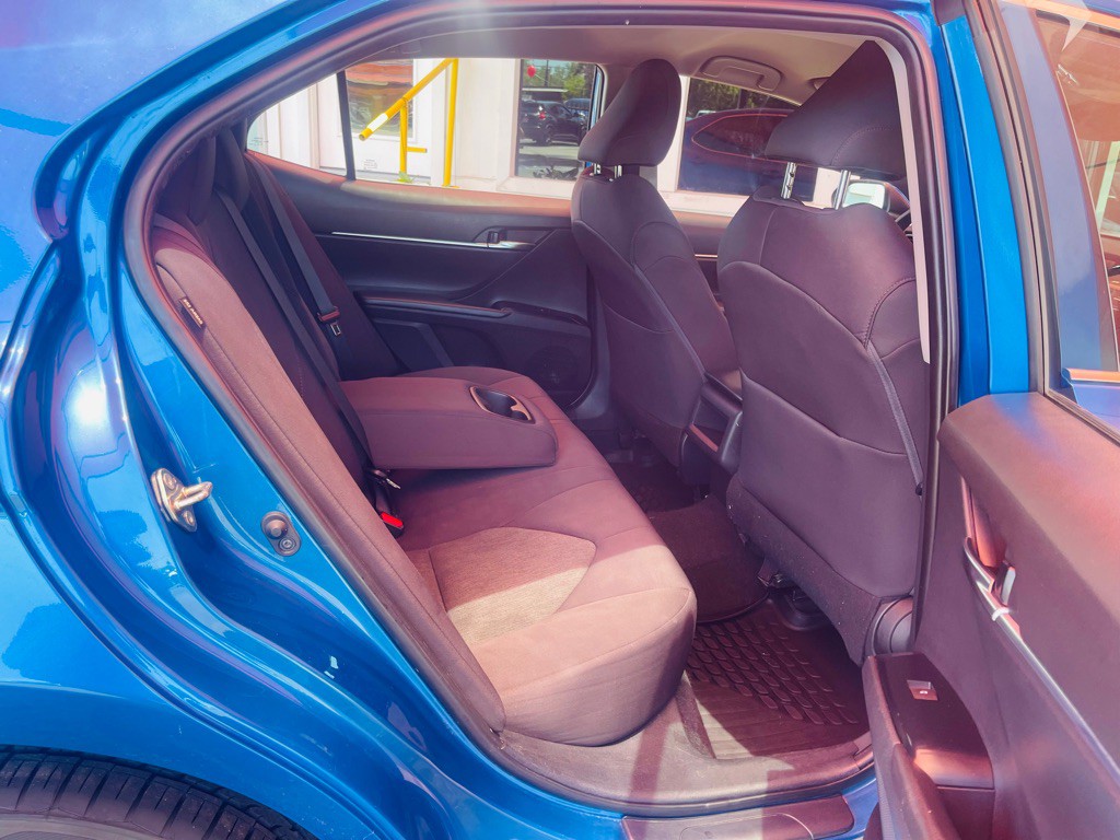 2020 Toyota Camry Image 13