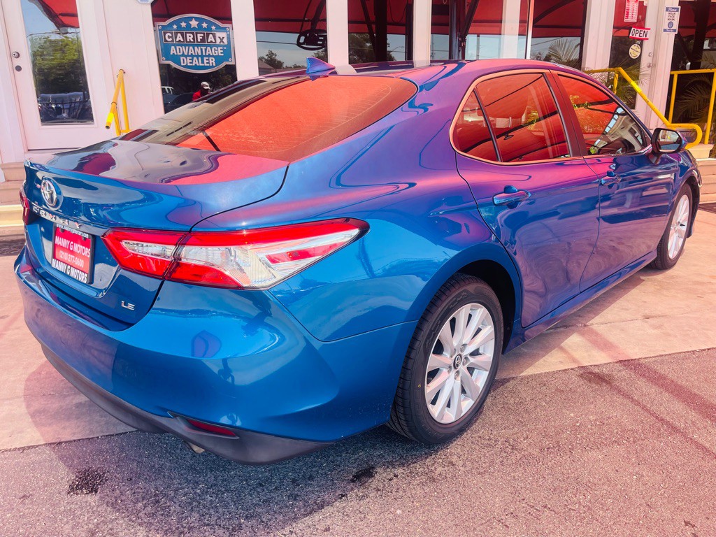 2020 Toyota Camry Image 15