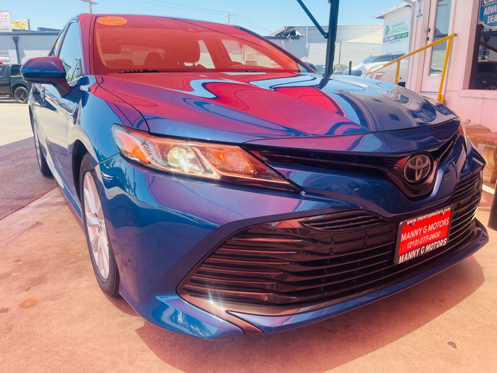 2020 Toyota Camry Image 16