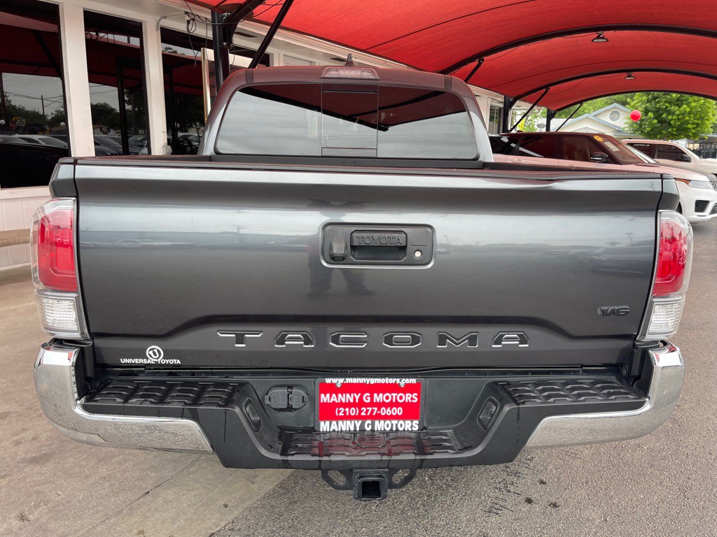 2021 Toyota Tacoma Image 12