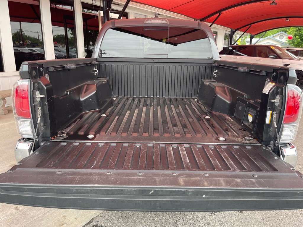 2021 Toyota Tacoma Image 13