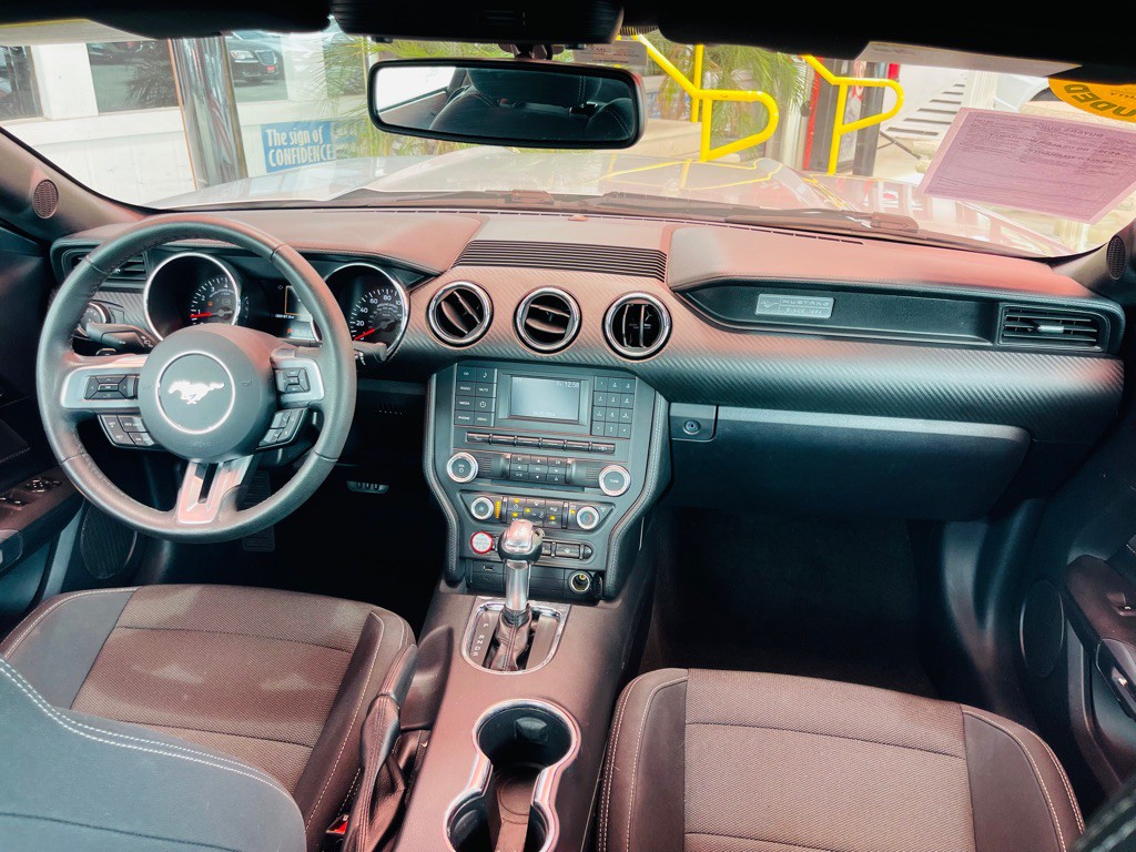 2015 Ford Mustang Image 6