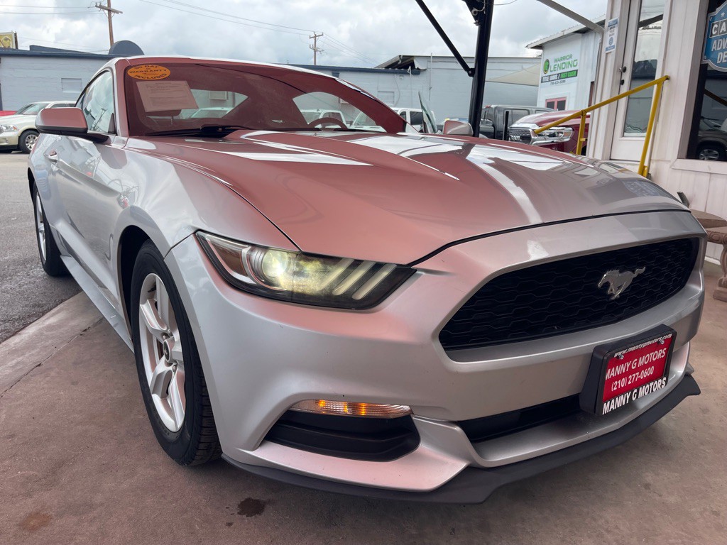 2015 Ford Mustang Image 16