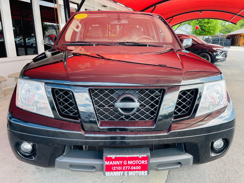 2021 Nissan Frontier Image 2