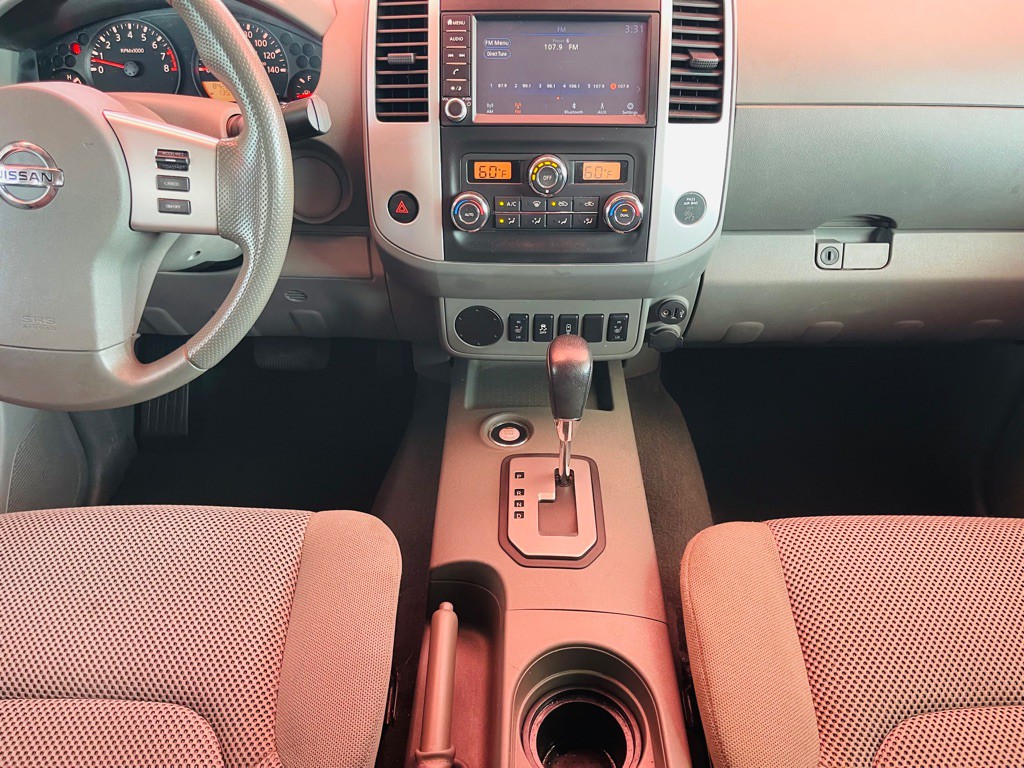 2021 Nissan Frontier Image 8