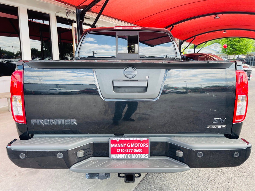 2021 Nissan Frontier Image 11