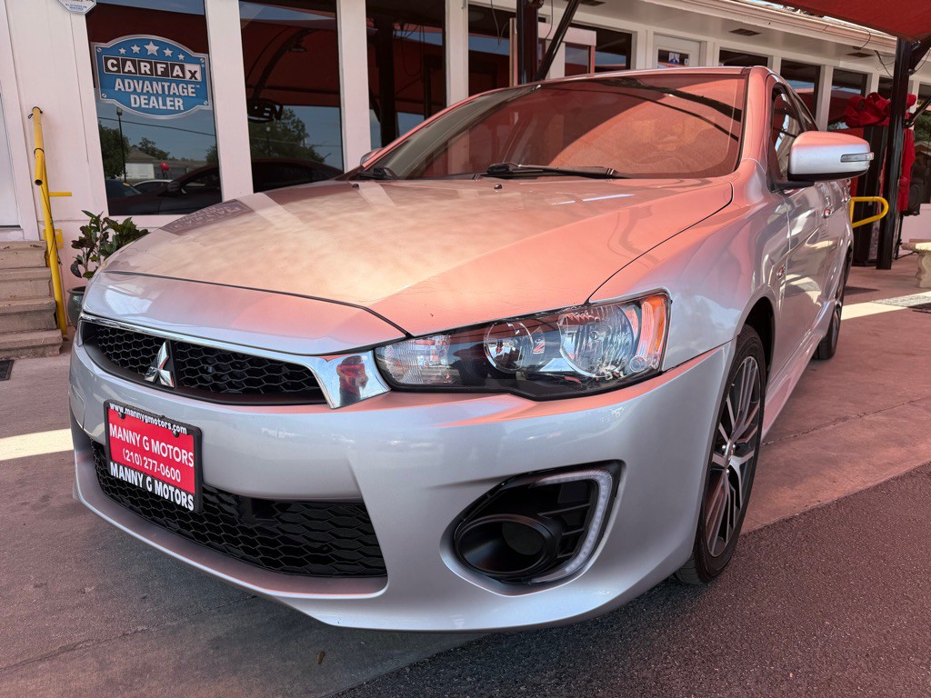 2017 Mitsubishi Lancer Image 3