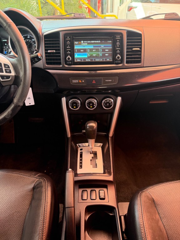 2017 Mitsubishi Lancer Image 12