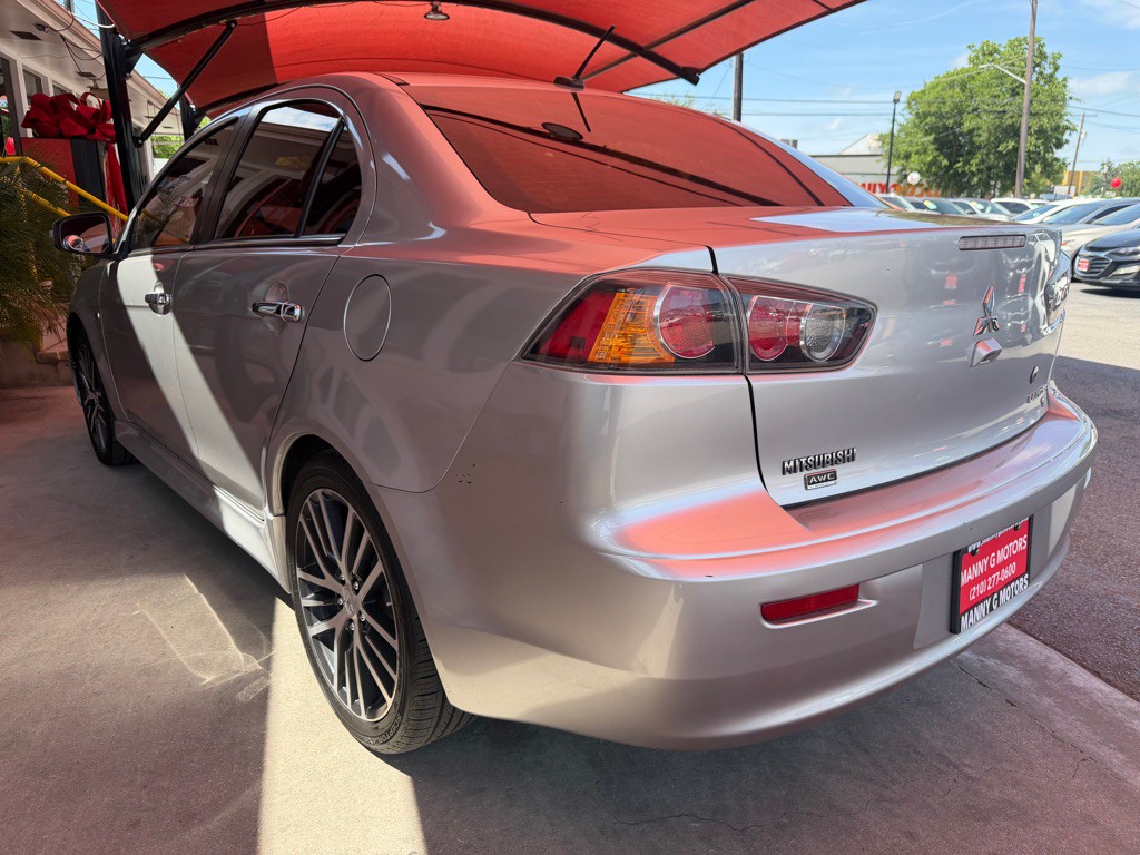 2017 Mitsubishi Lancer Image 14