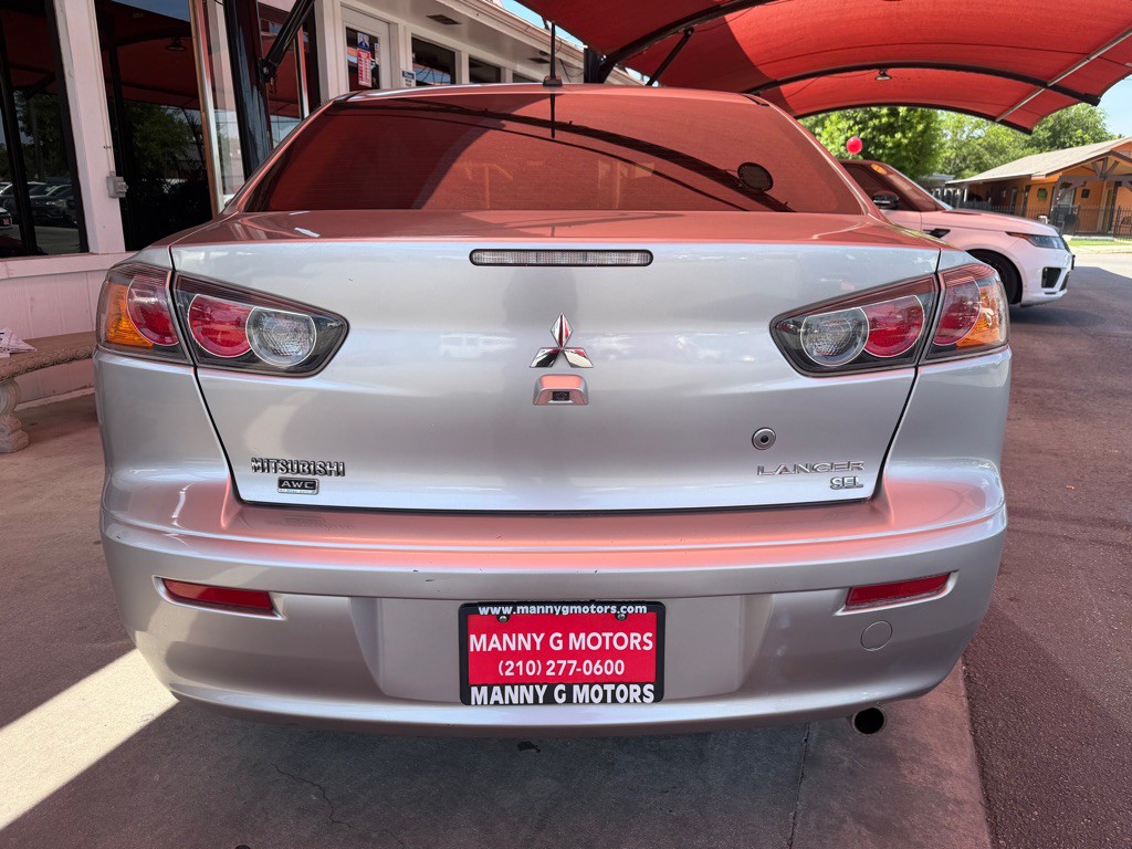 2017 Mitsubishi Lancer Image 15