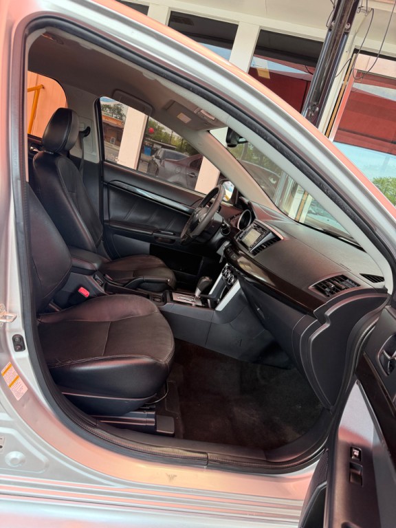 2017 Mitsubishi Lancer Image 20