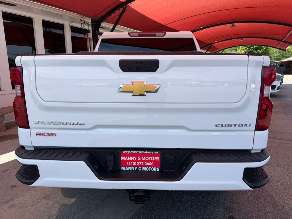 2024 Chevrolet Silverado 1500 Image 17