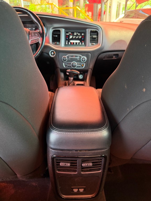 2022 Dodge Charger Image 9