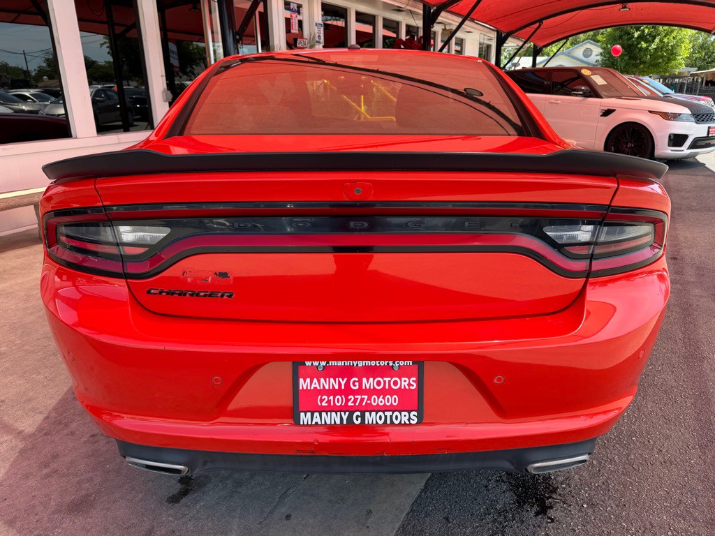 2022 Dodge Charger Image 12