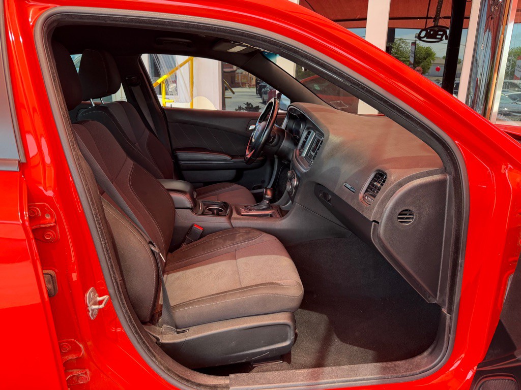 2022 Dodge Charger Image 14