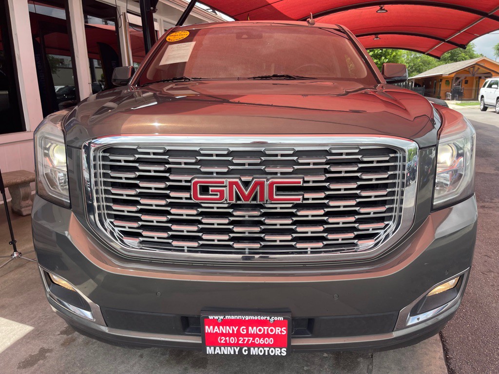 2018 GMC Yukon Image 2