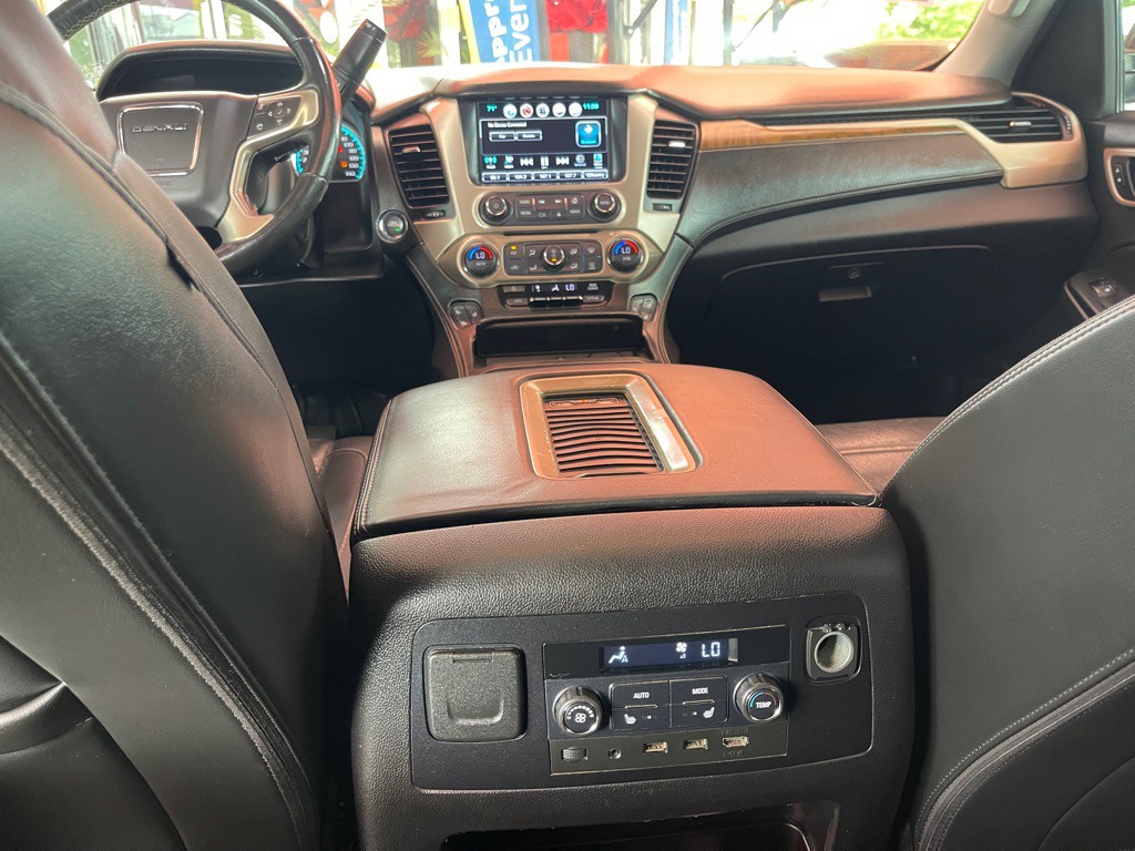 2018 GMC Yukon Image 11