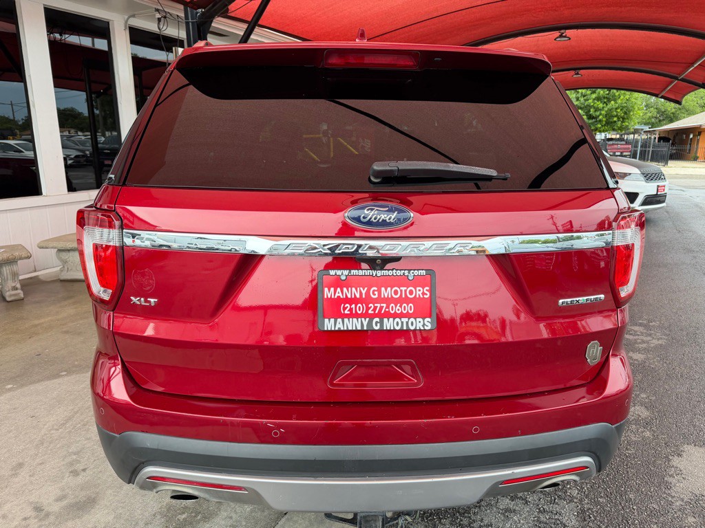 2016 Ford Explorer Image 14