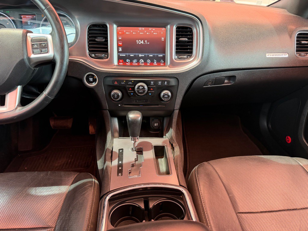 2014 Dodge Charger Image 8