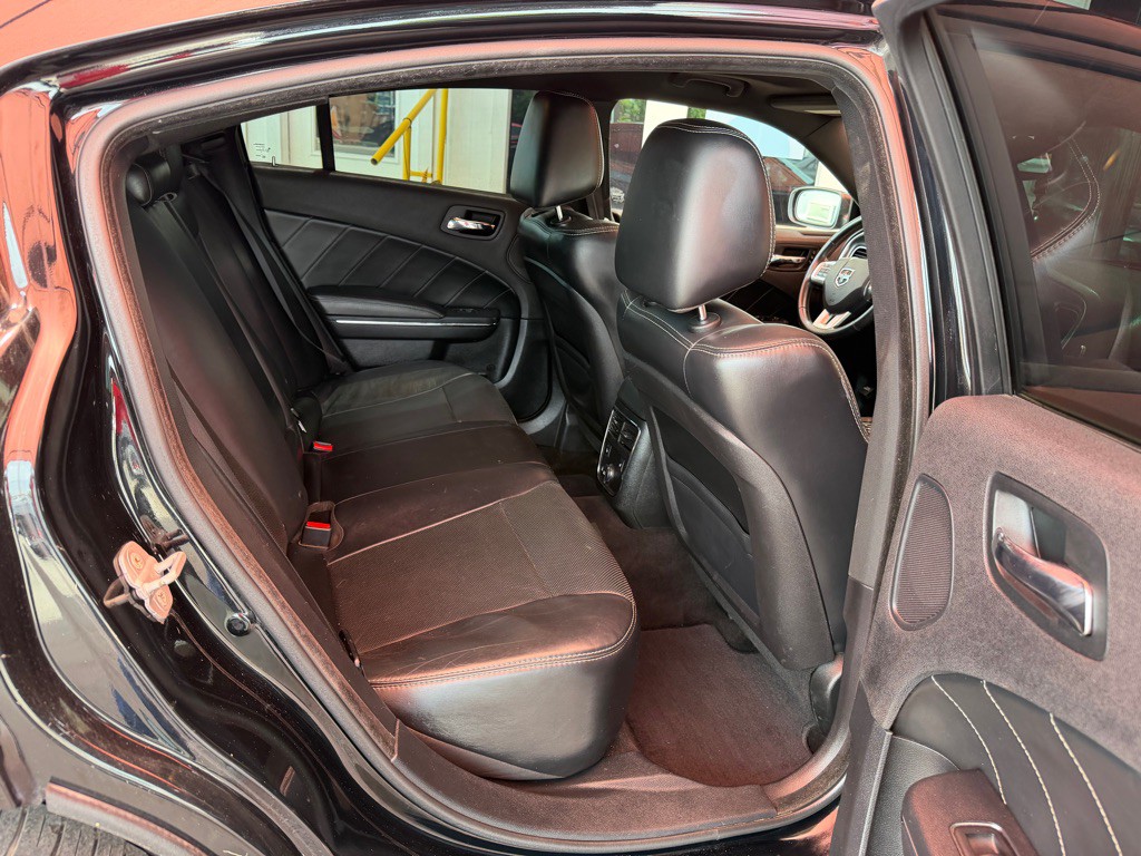 2014 Dodge Charger Image 14
