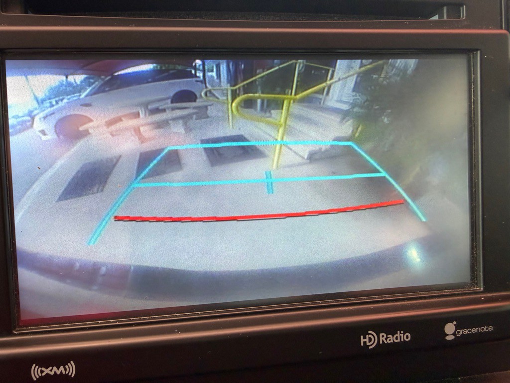 2017 Toyota Tacoma Image 10