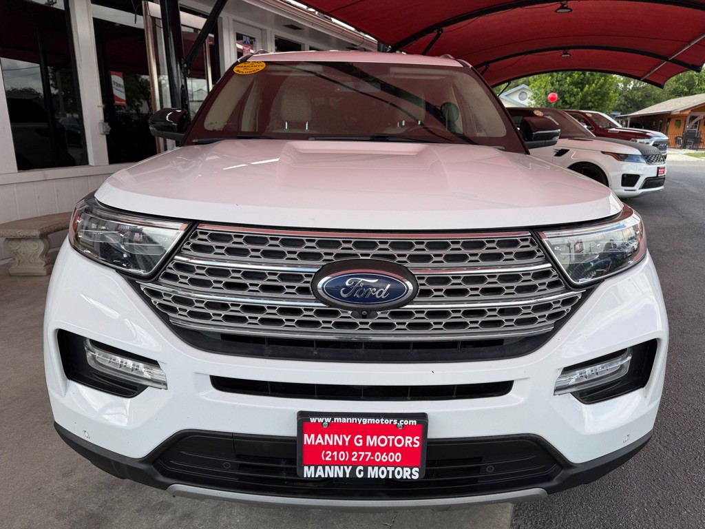 2021 Ford Explorer Image 2