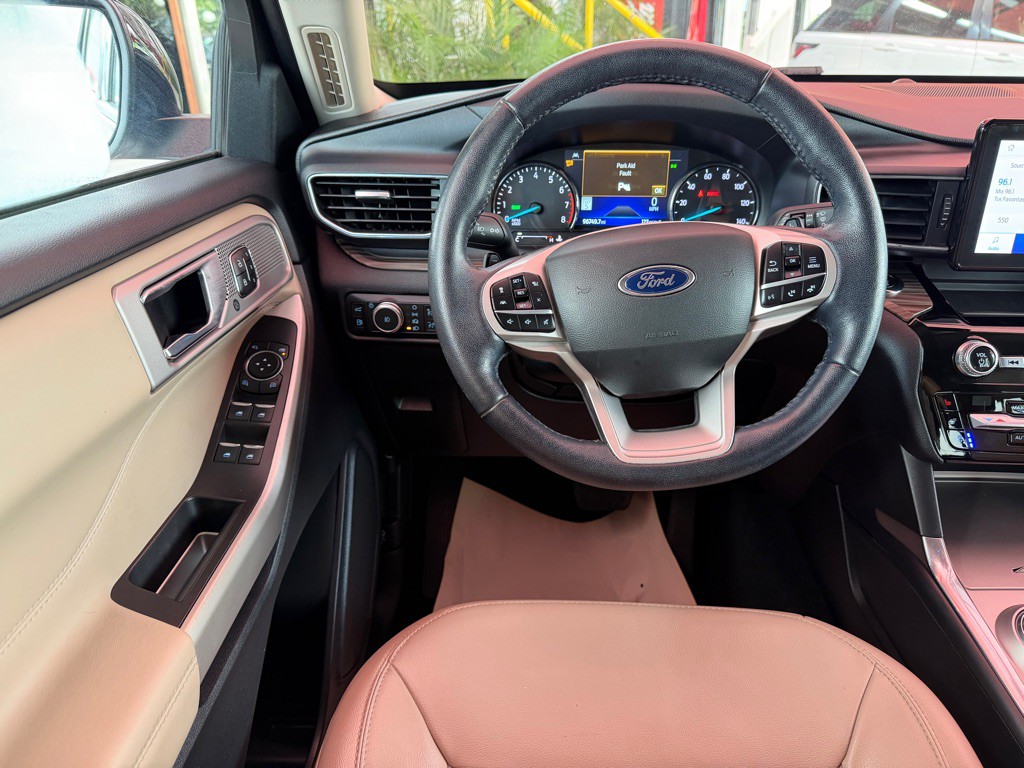 2021 Ford Explorer Image 6