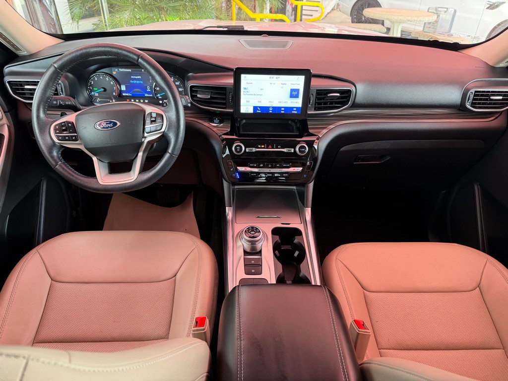 2021 Ford Explorer Image 7