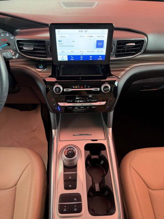 2021 Ford Explorer Image 11