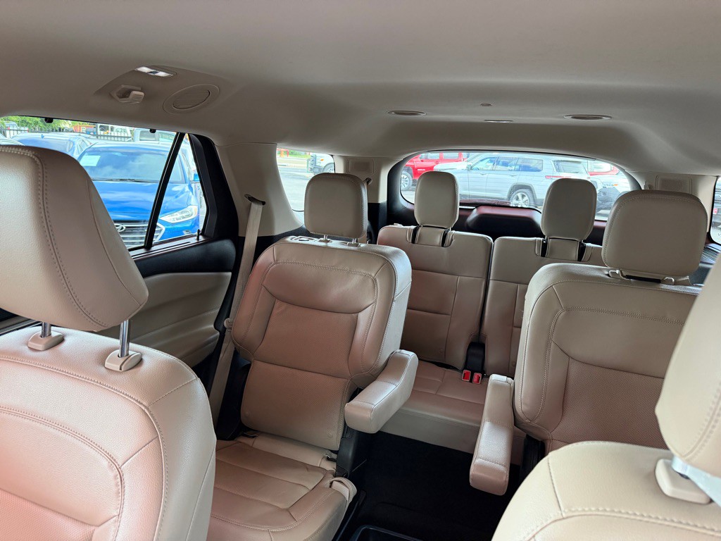 2021 Ford Explorer Image 13