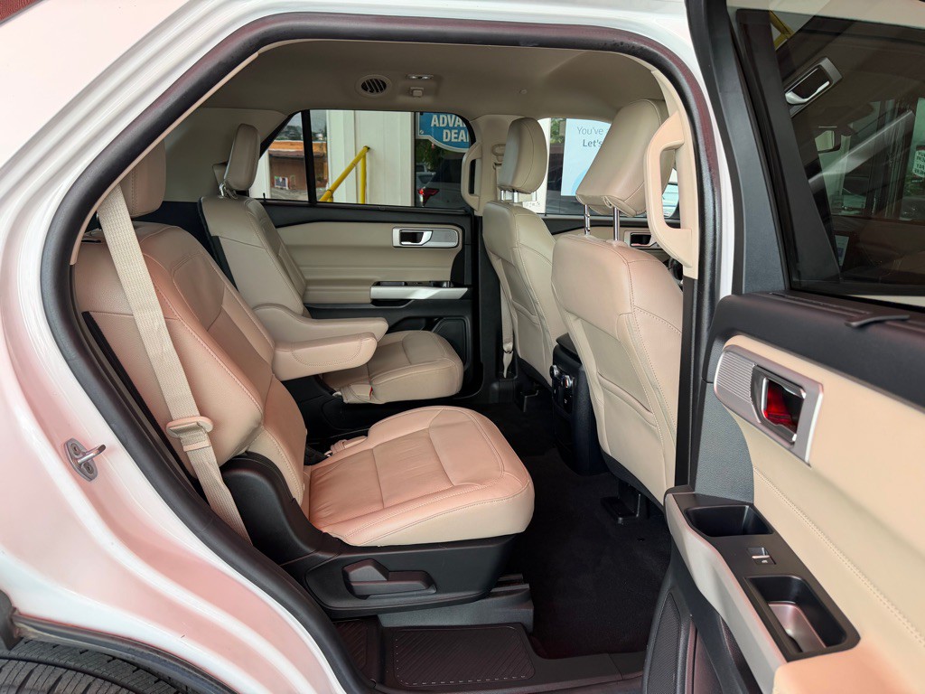 2021 Ford Explorer Image 19