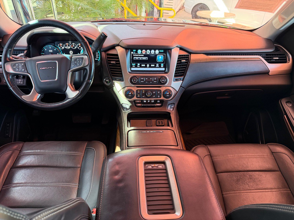 2019 GMC Yukon Image 12