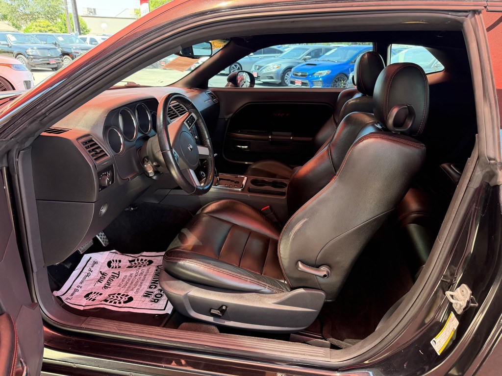 2009 Dodge Challenger Image 6