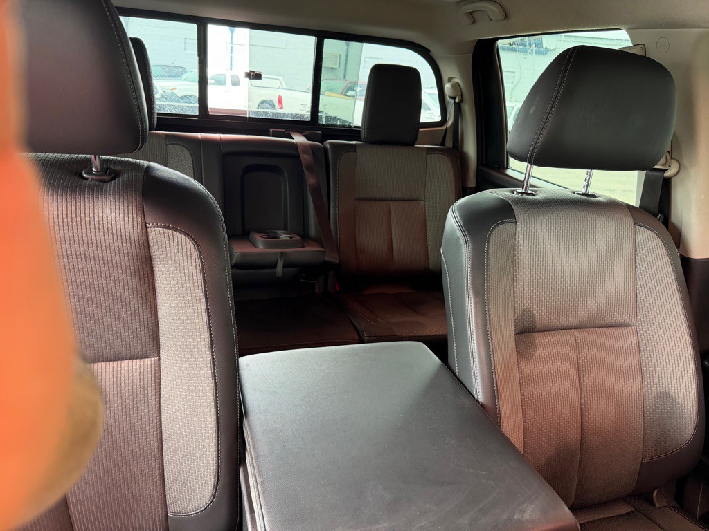2017 Nissan Titan Image 17
