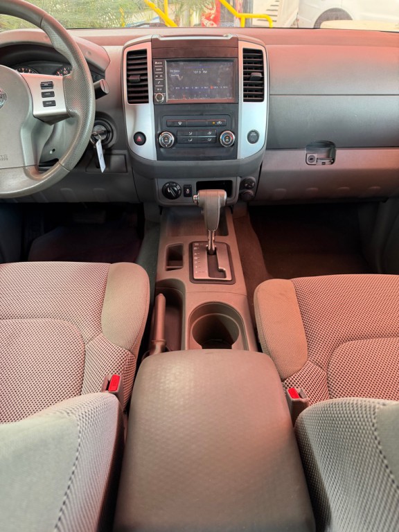 2019 Nissan Frontier Image 8