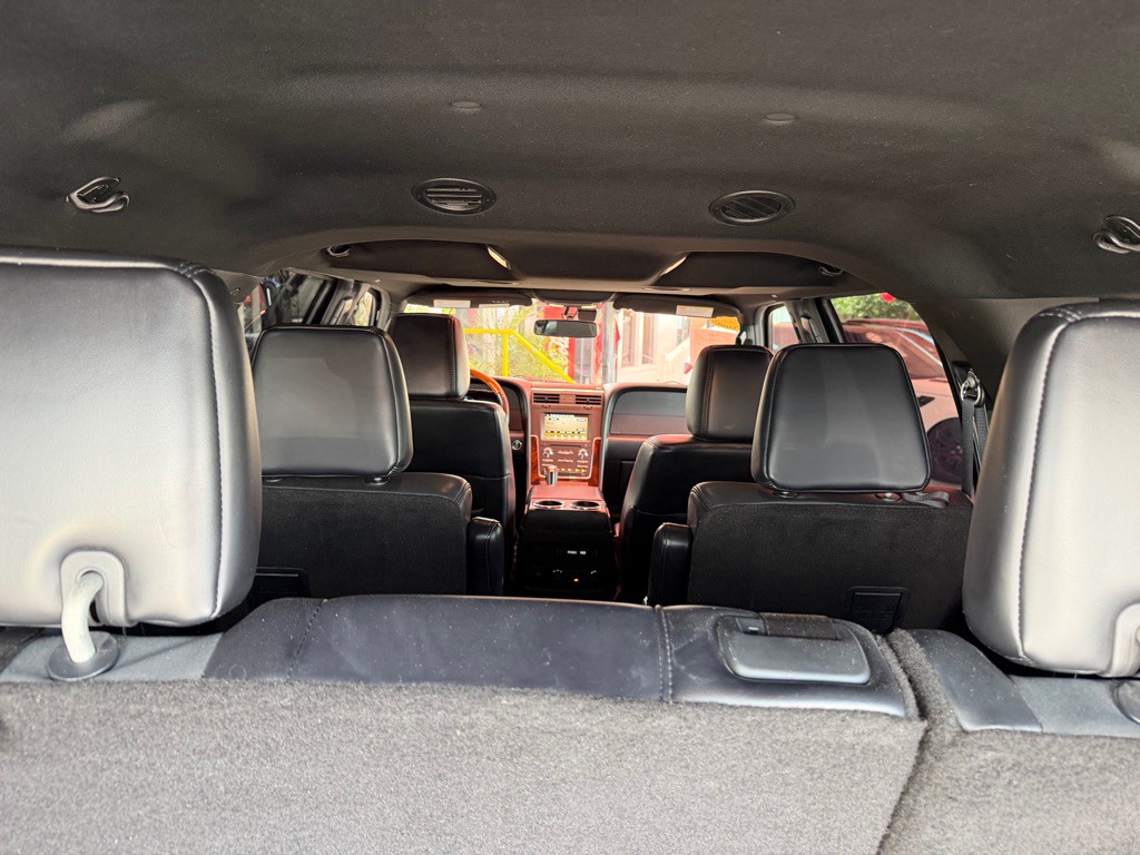 2017 Lincoln Navigator Image 18