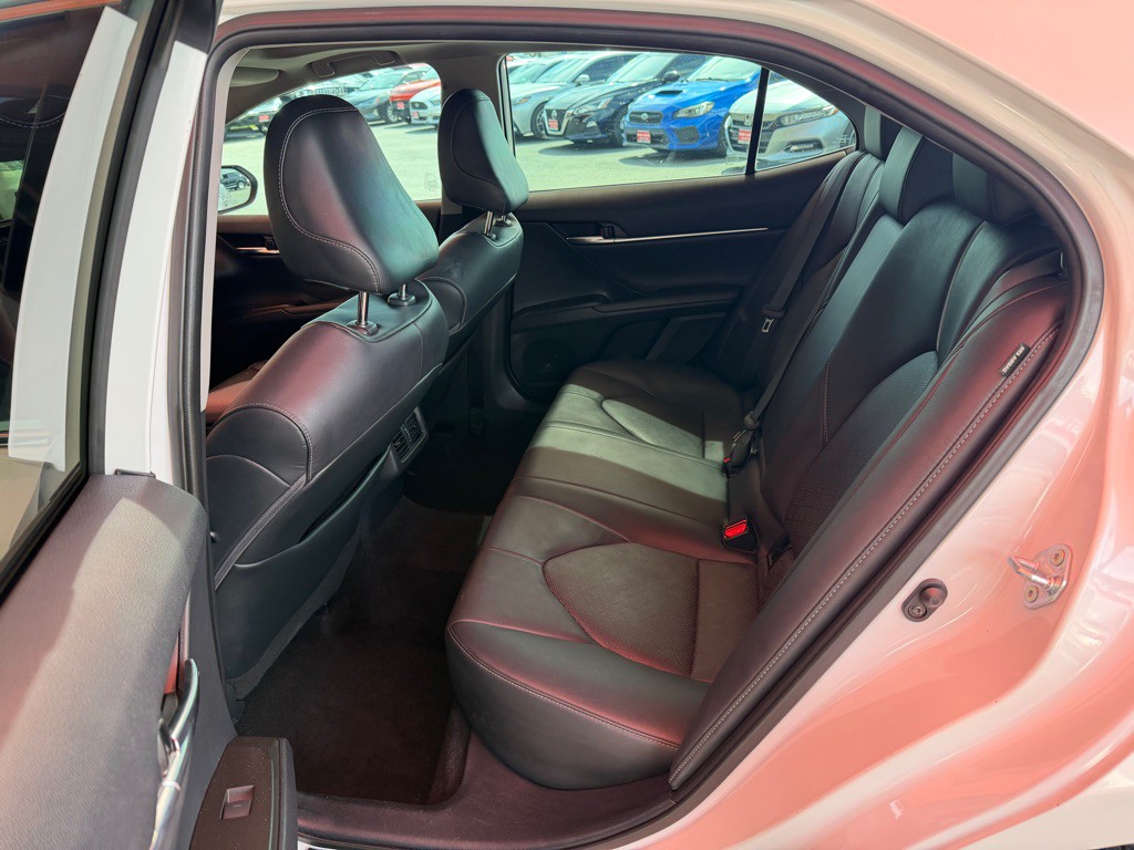 2021 Toyota Camry Image 6