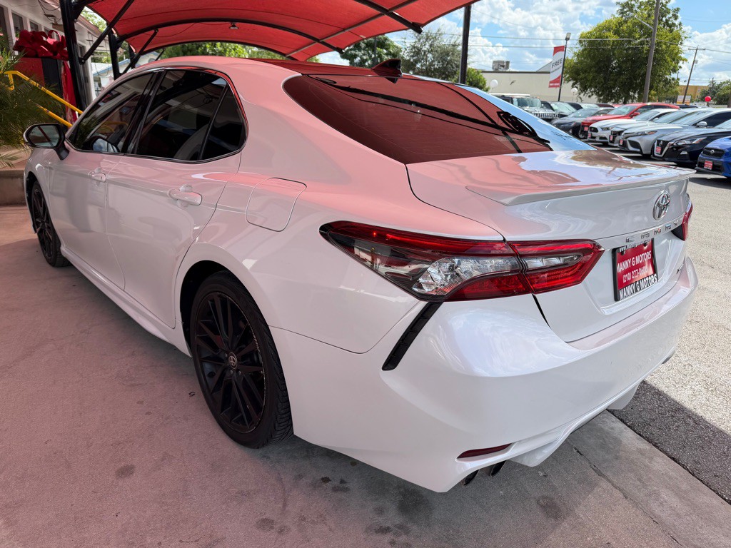 2021 Toyota Camry Image 11