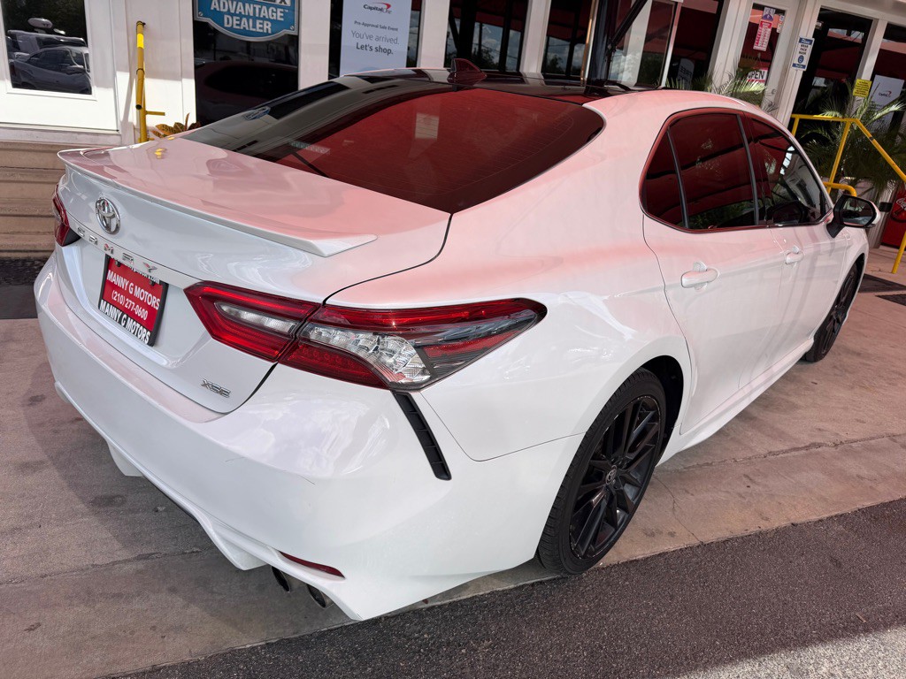 2021 Toyota Camry Image 16