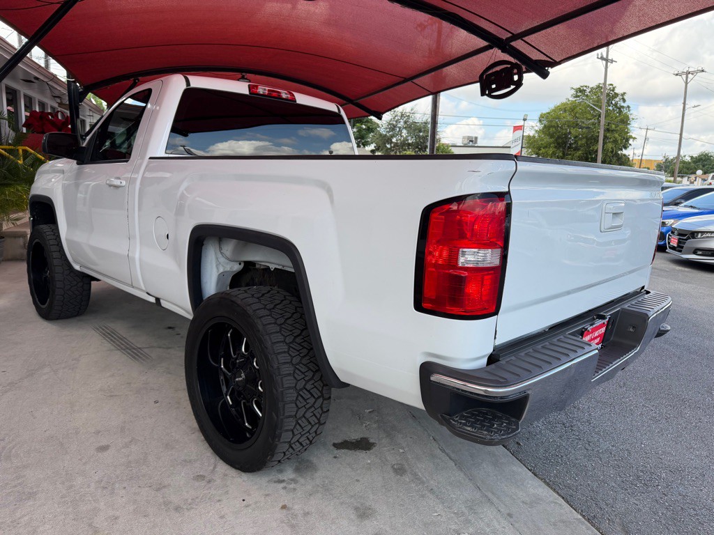 2017 GMC Sierra Image 9